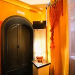 Casa Interattiva Naples'secrets 4* Neapol