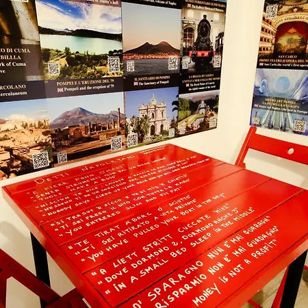 Bed & Breakfast Casa Interattiva Naples'secrets Neapel